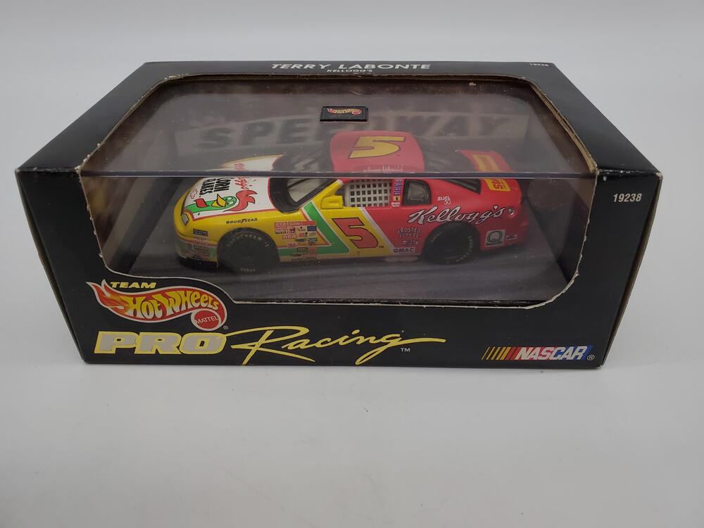 Hot Wheels - Terry Labonte Kellogg's #5 Nascar Race Car